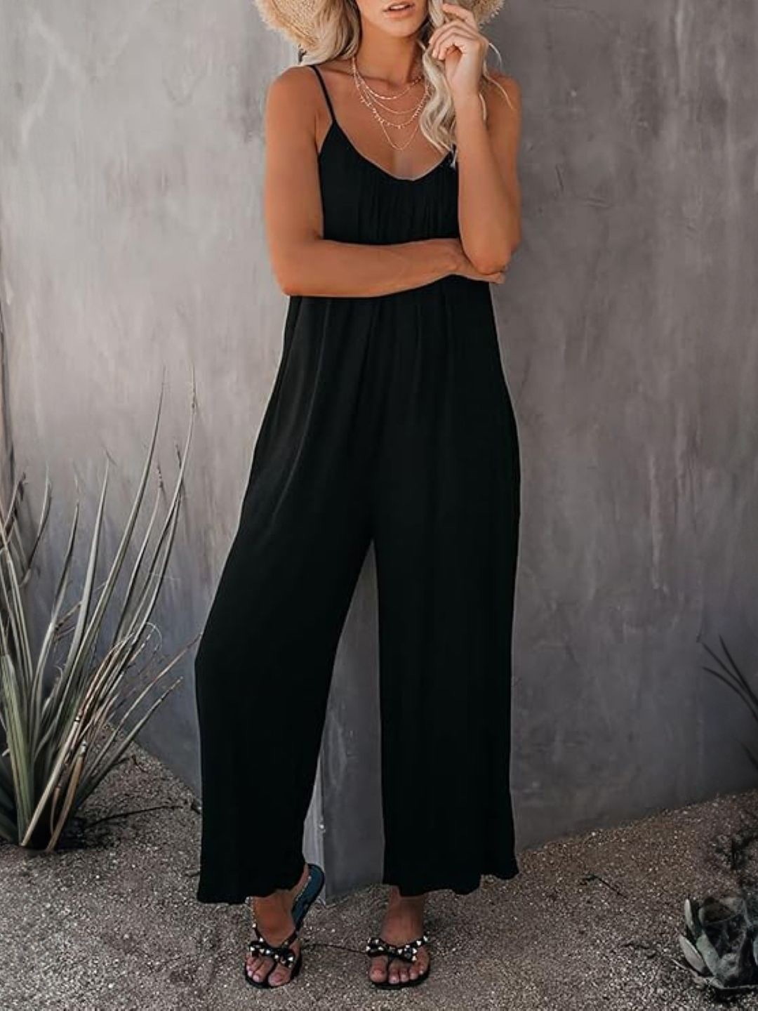 

KPOP Solid Basic Jumpsuit, Black