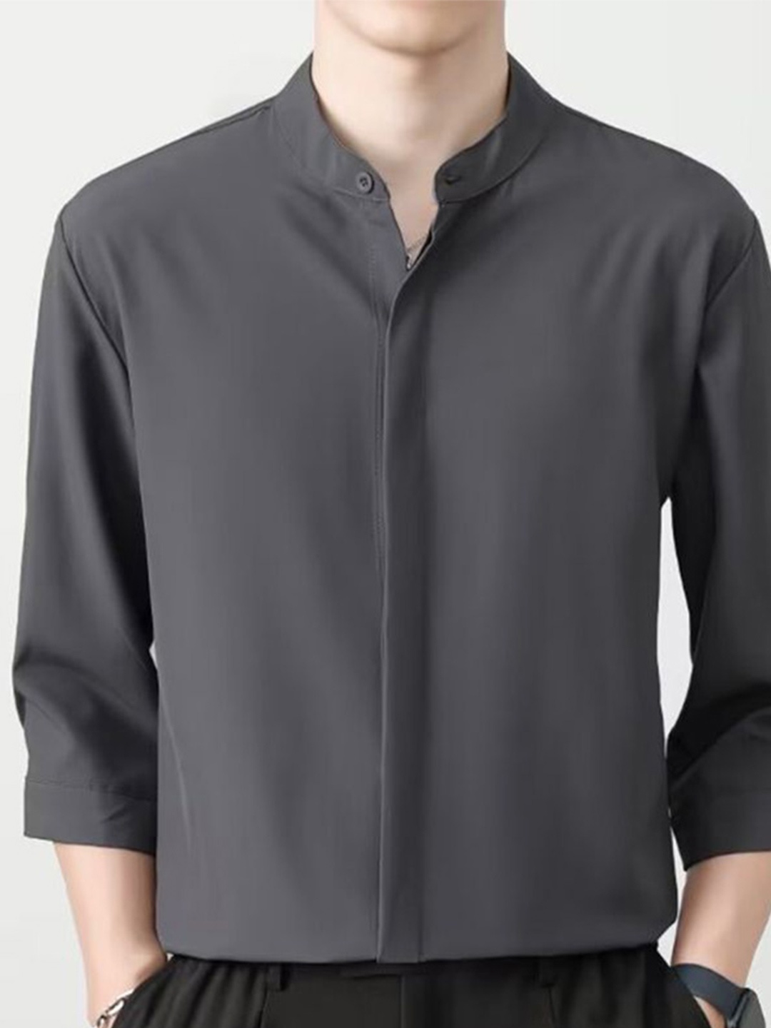 

StyleCast x Revolte Men Band Collar Solid Casual Shirt, Green