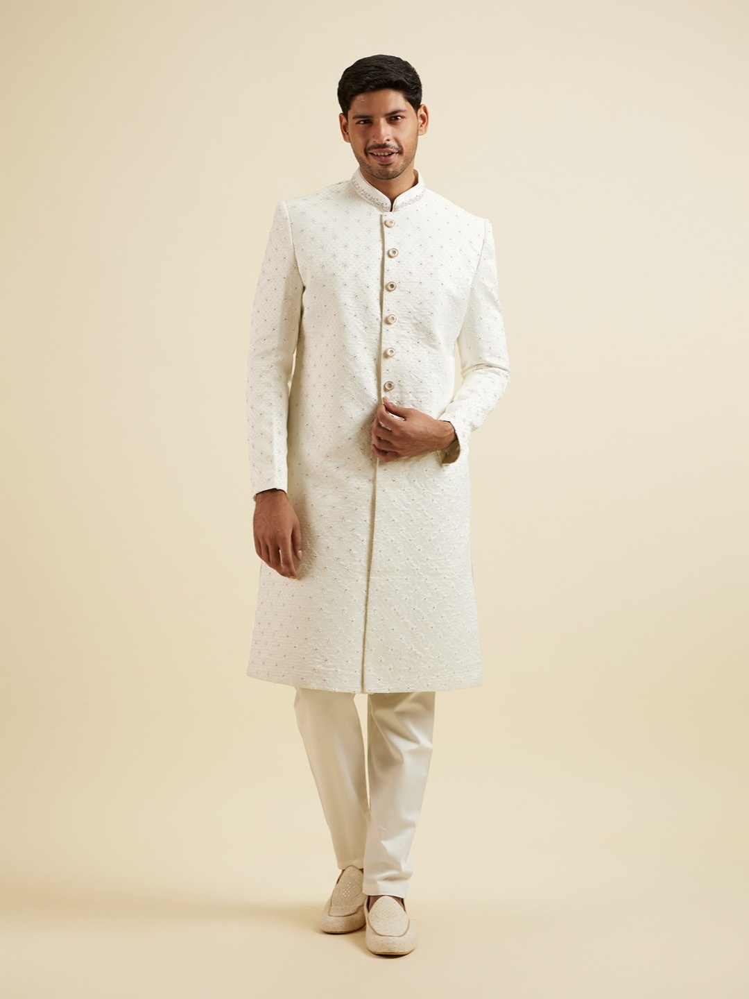 

Manyavar Men Buta Jaal Patterned Sherwani Set, White