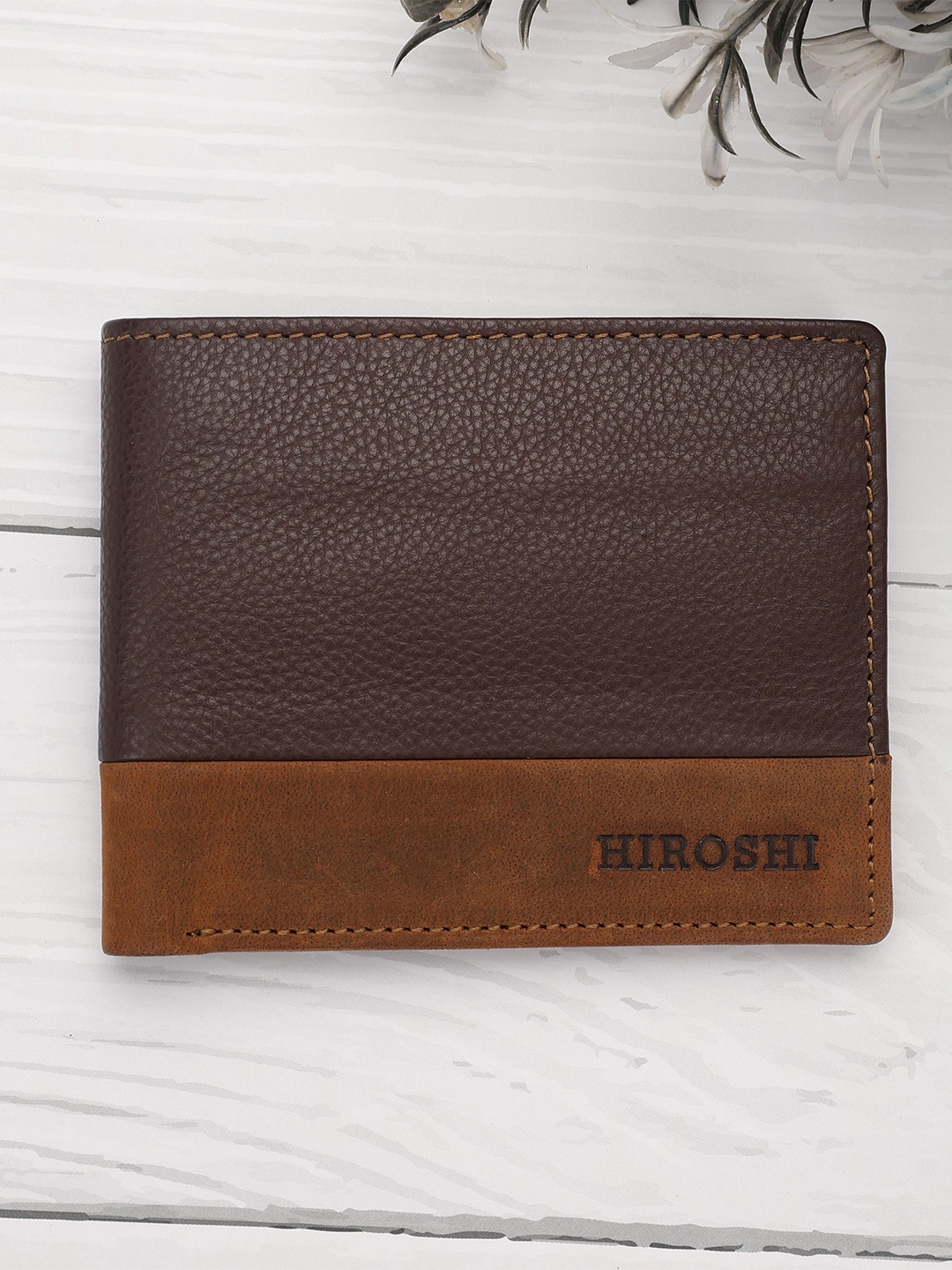 

HIROSHI Men Leather Two Fold Wallet, Brown