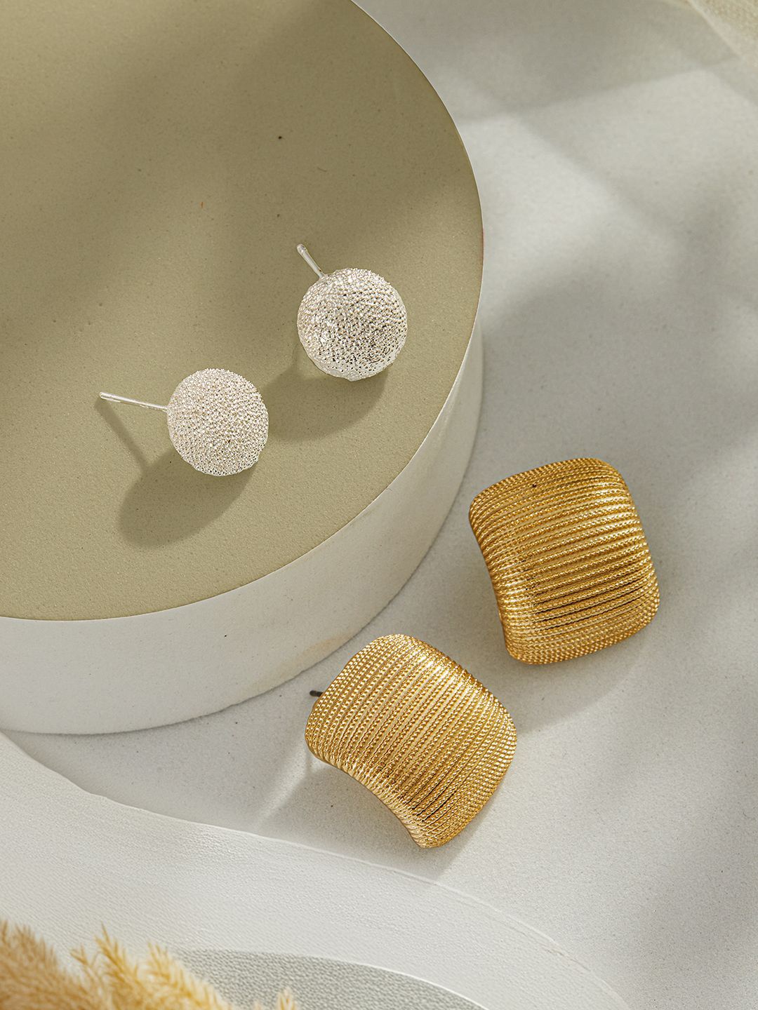 

Jazz and Sizzle Set of 2 Gold-Plated Contemporary Studs