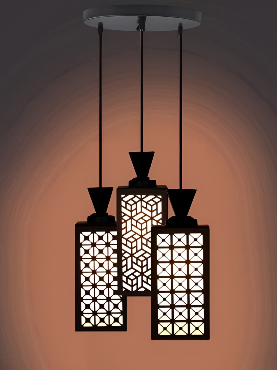 

Afast Black & White Ceiling Lamp