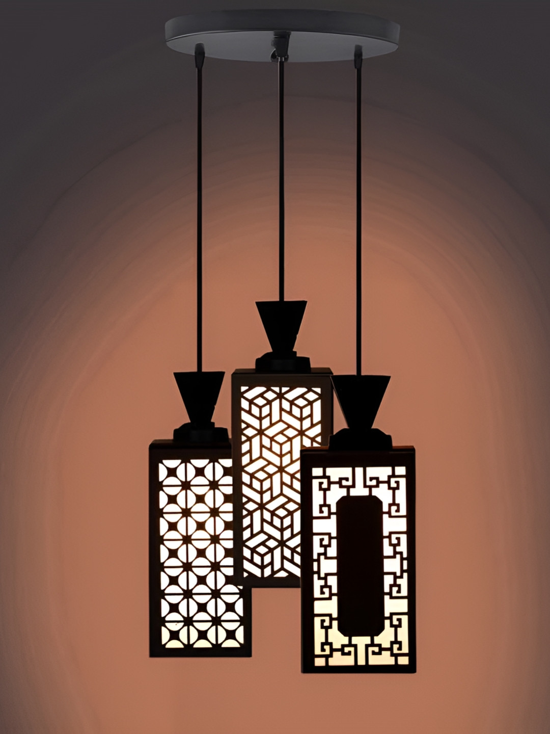 

Afast Black & White Ceiling Lamp
