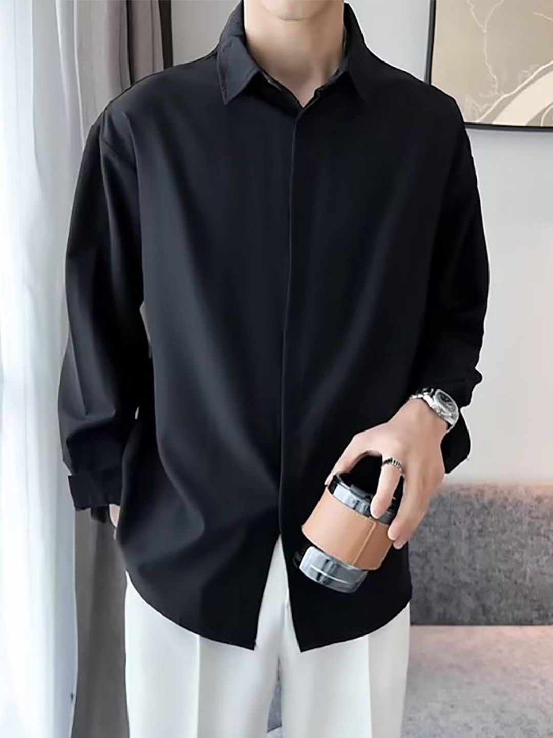 

StyleCast x Revolte Men Spread Collar Solid Casual Shirt, Black