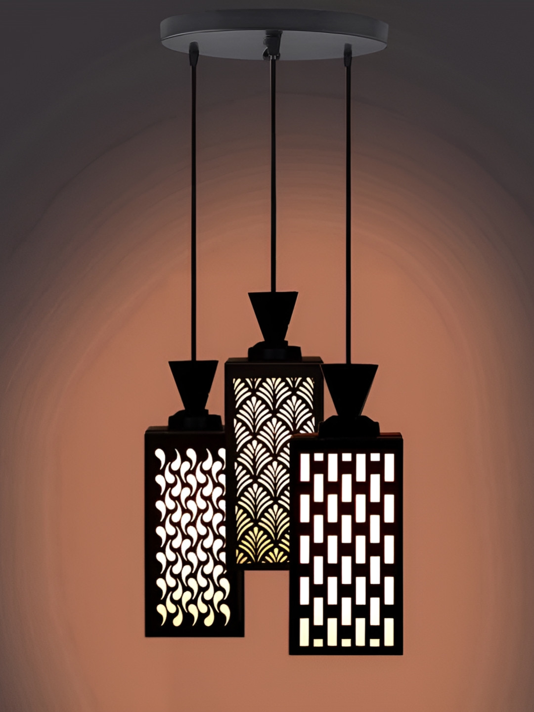 

Afast Black & White Ceiling Lamp
