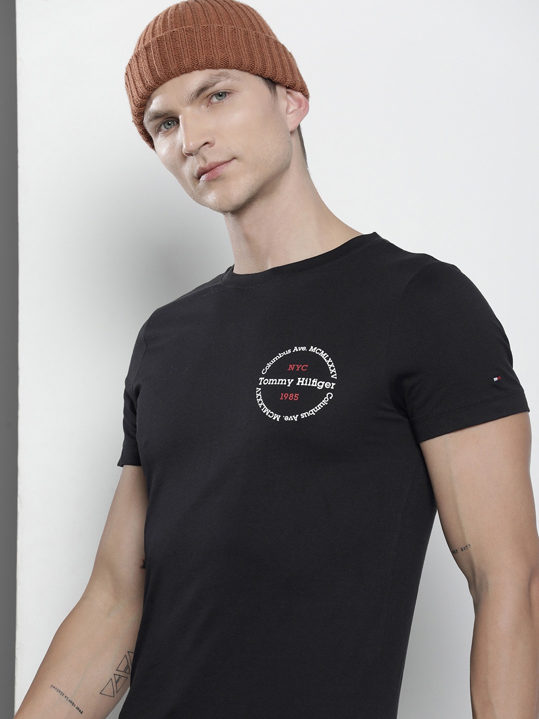 

Tommy Hilfiger Pure Cotton Brand Logo Printed Slim Fit T-shirt, Black