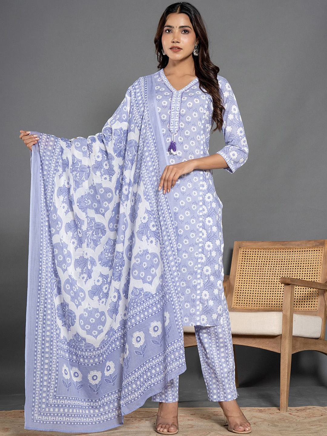 

Benaaz Floral Printed Pure Cotton Kurta With Trousers & Dupatta, Blue