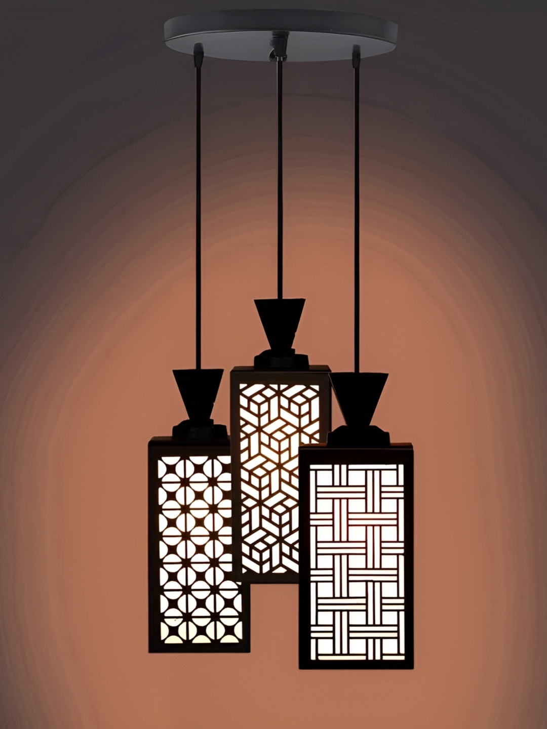 

Afast Black & White Ceiling Lamp