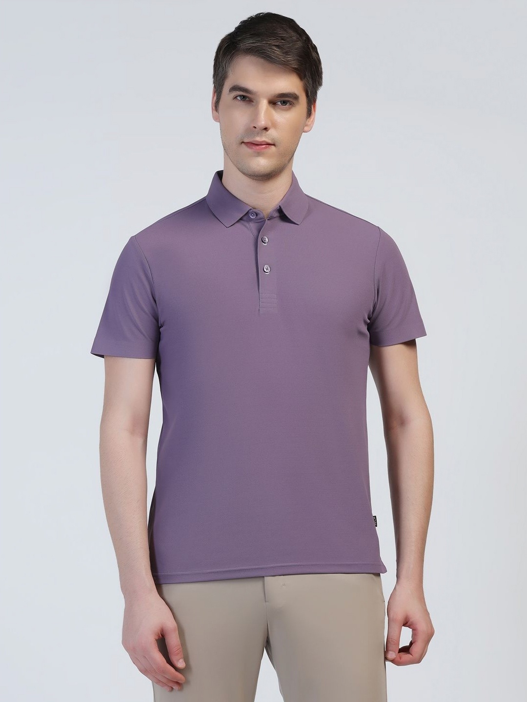 

Blackberrys Men Polo Collar Applique Slim Fit T-shirt, Lavender
