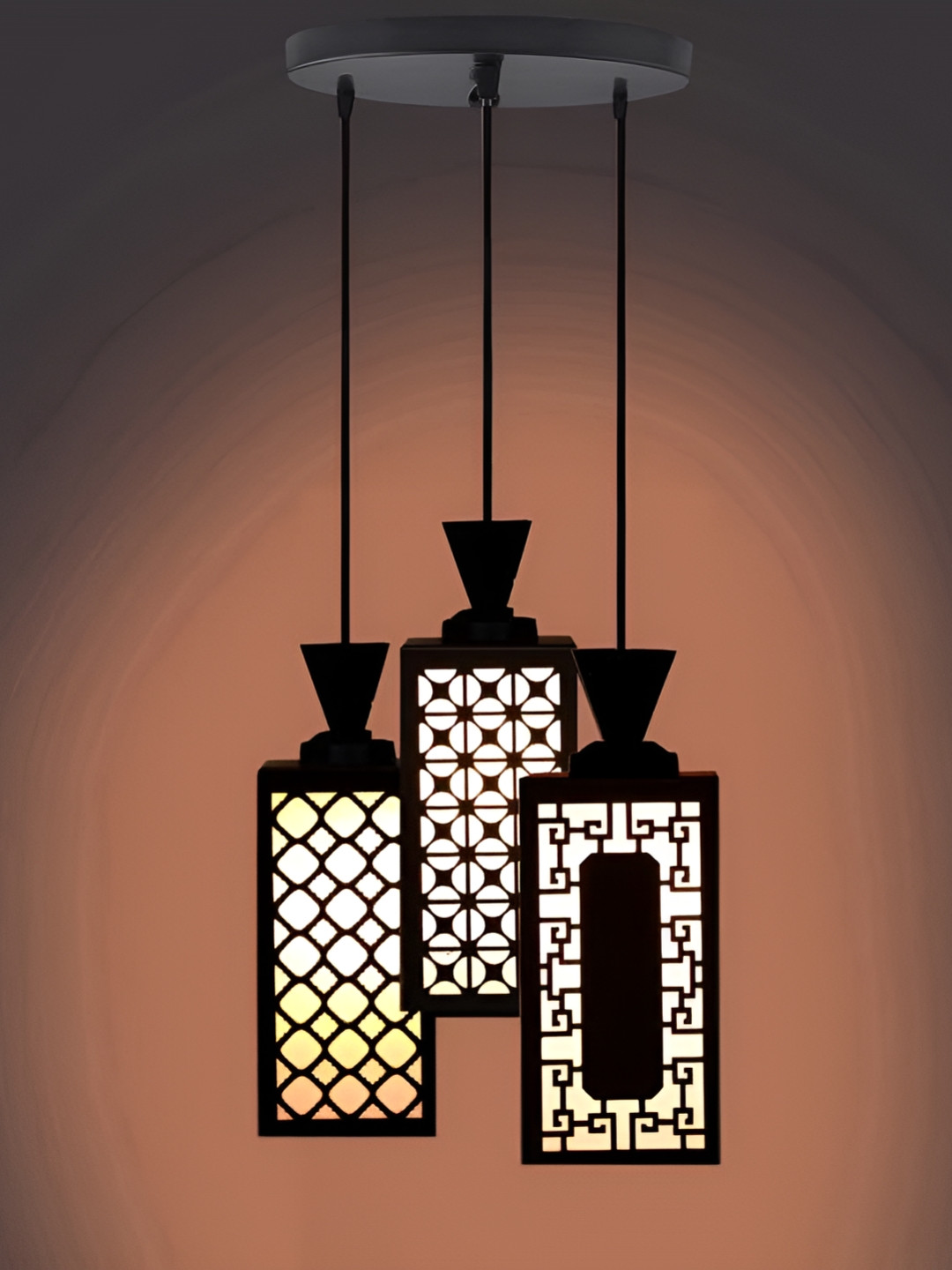 

Afast Black & White Ceiling Lamp