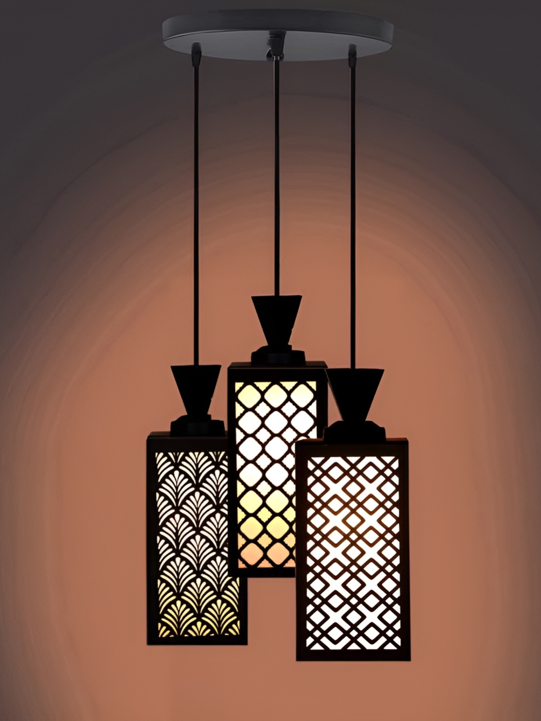 

Afast Black & White Ceiling Lamp