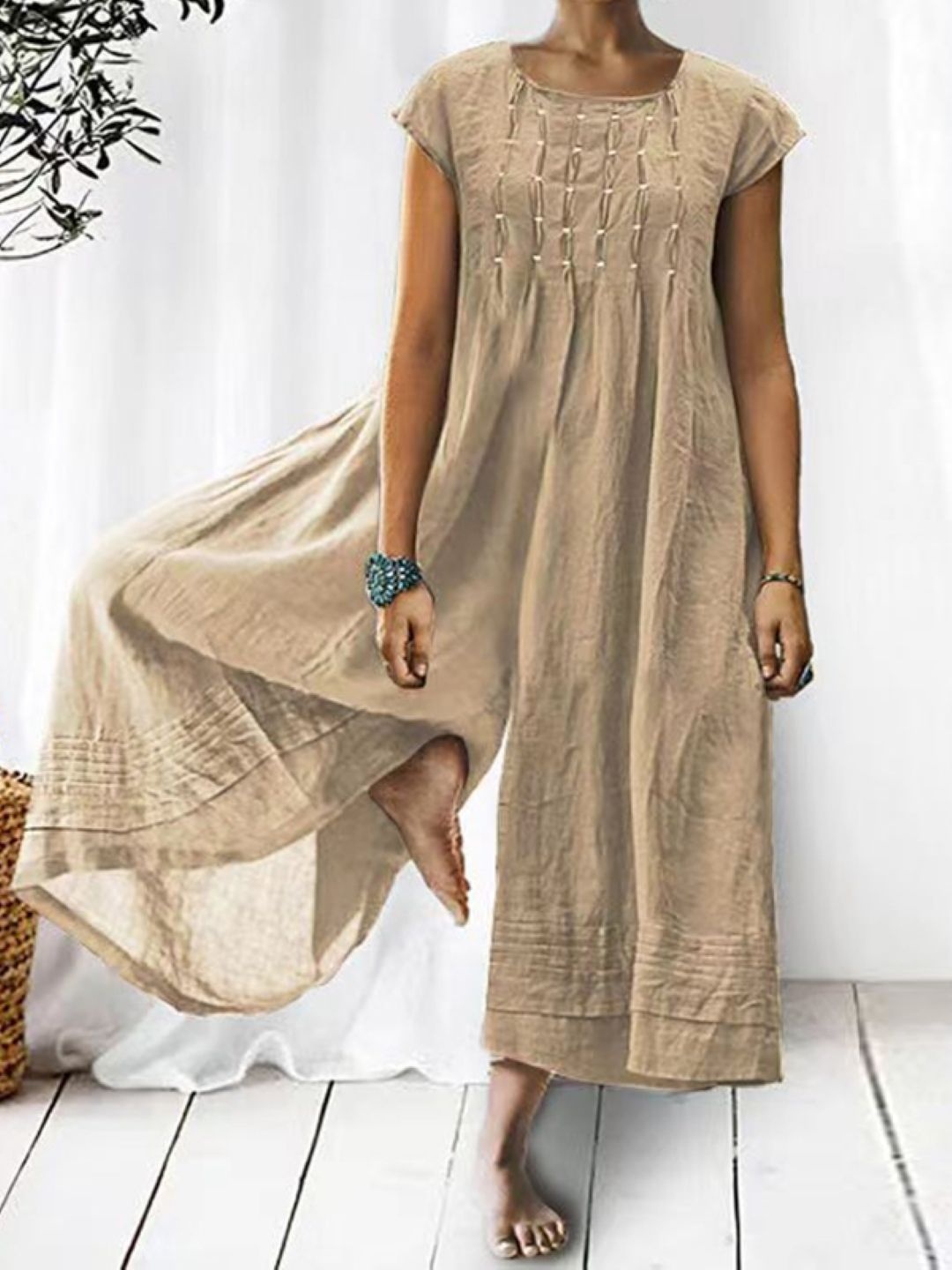 

KPOP Women Basic Jumpsuit, Cream