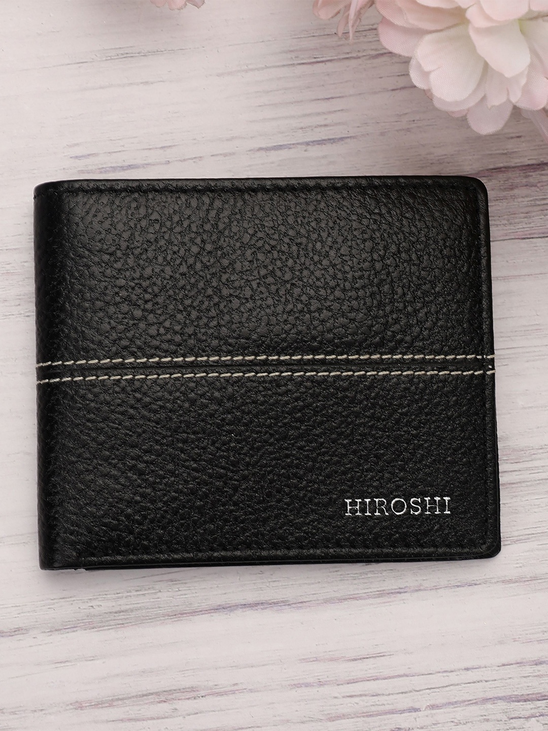 

HIROSHI Men Leather Two Fold Wallet, Black