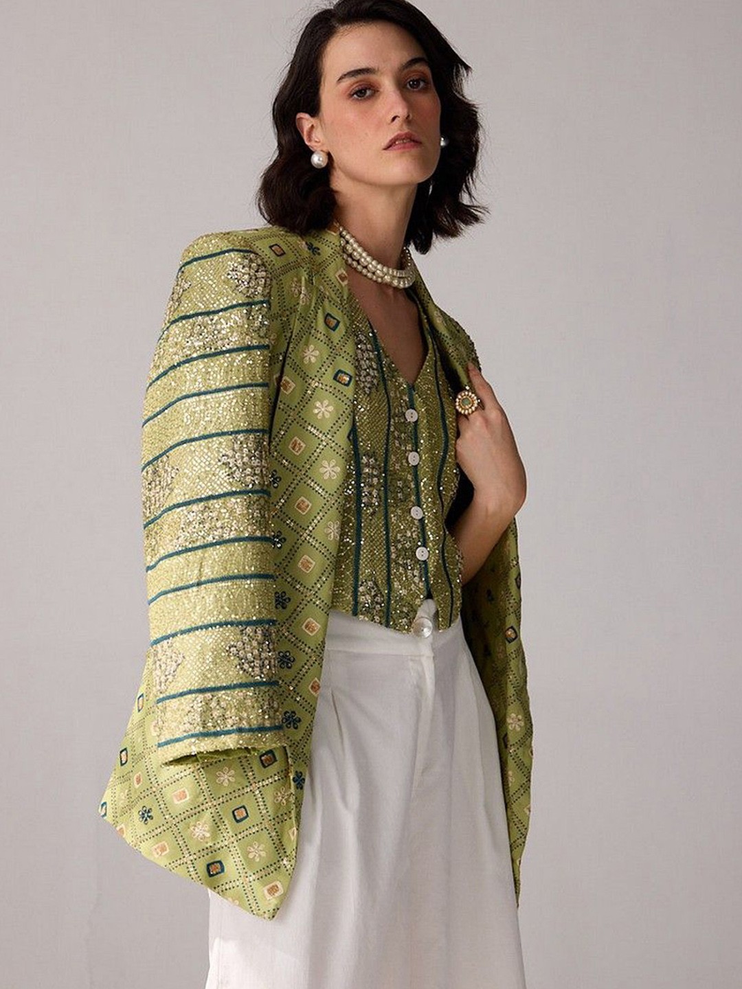 

VERB BY PALLAVI SINGHEE Women Cape Jacket, Green
