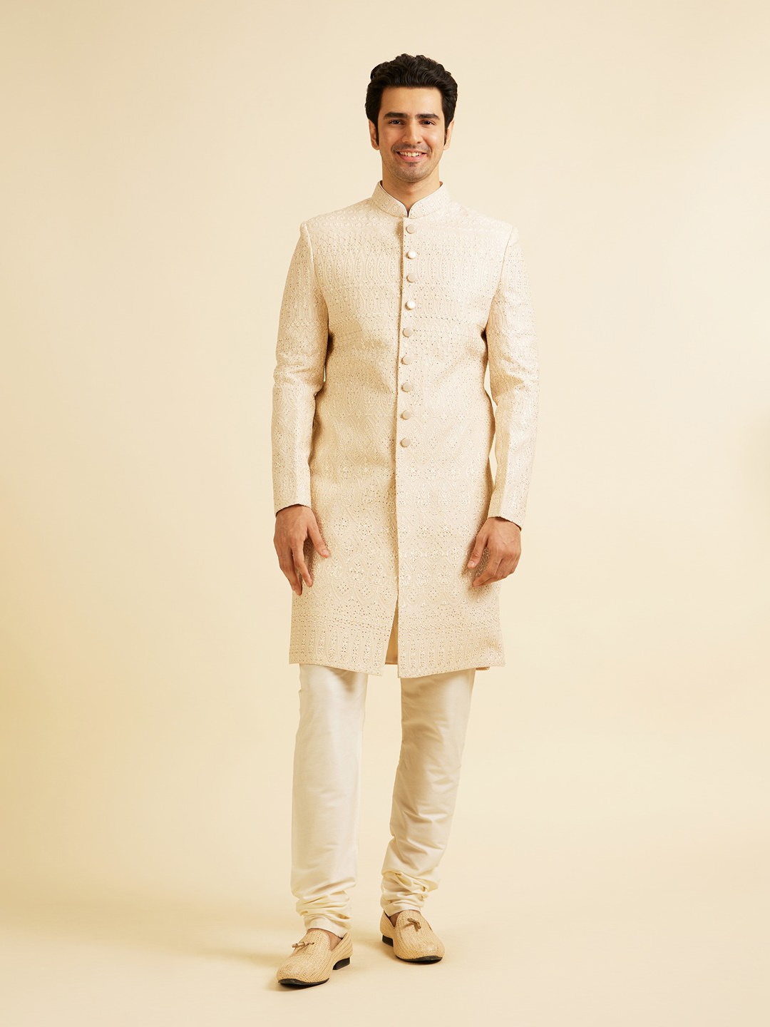 

Manyavar Men Embroidered Sherwani Set, Beige