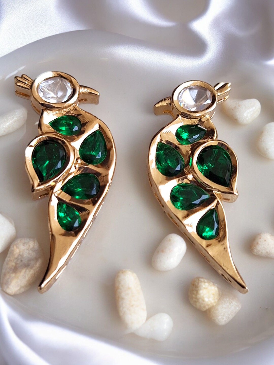 

XAGO Gold-Plated Kundan-Studded contemporary Studs, Green