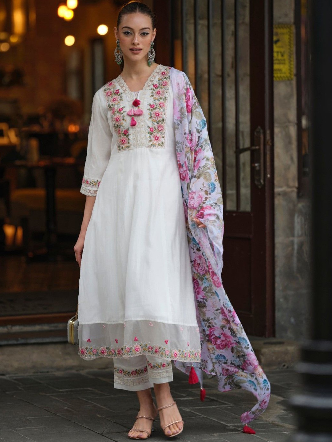 

AUTUMN LANE Ethnic Motifs Embroidered Thread Work A-Line Kurta With Trousers & Dupatta, White