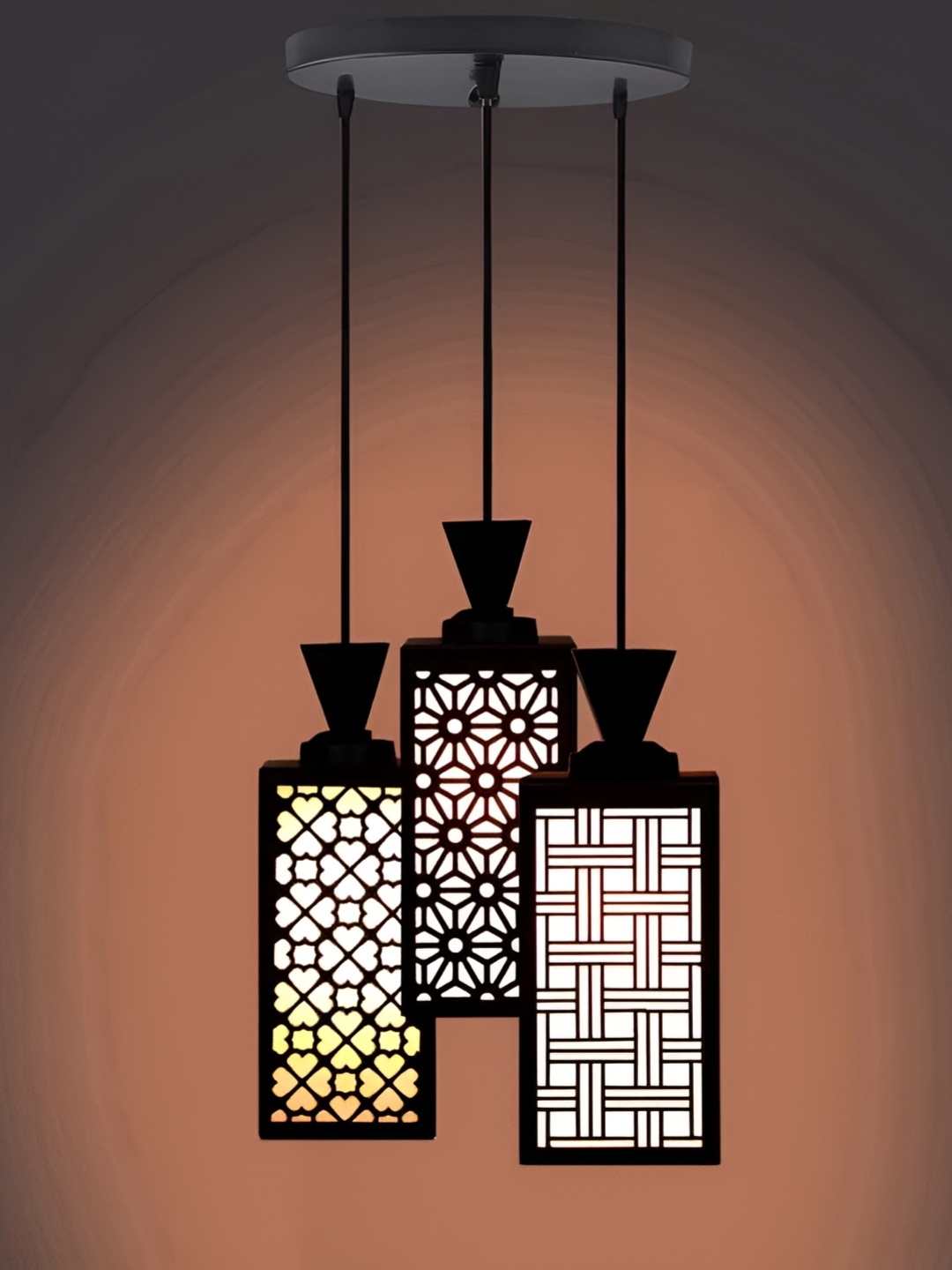 

Afast Black & White Traditional Ceiling Lamp