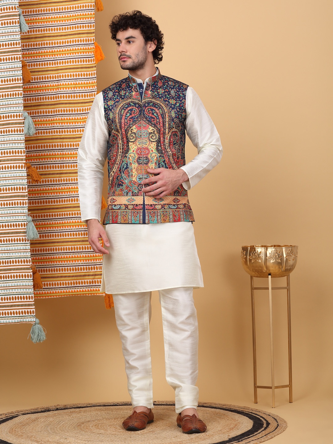 

KRAFT INDIA LUXE Mandarin Collar Straight Kurta with Churidar & Printed Nehru Jacket, Cream