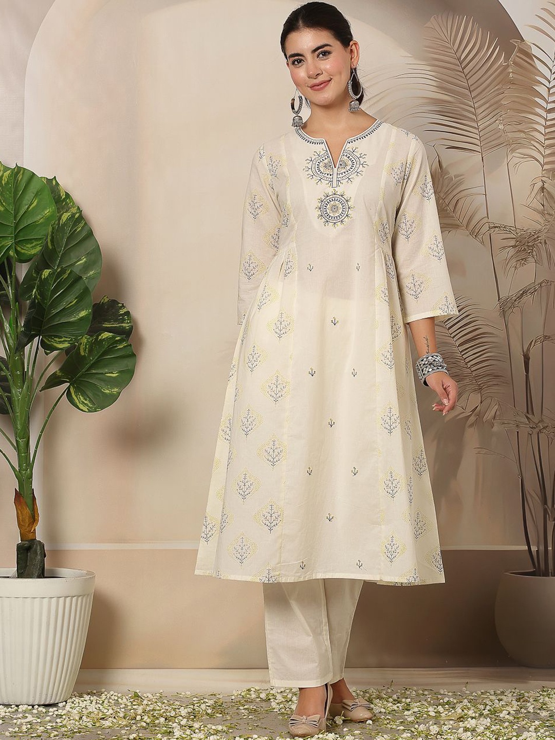 

Nayam By Lakshita Floral Embroidered Regular Thread Work A-Line Kurta with Palazzos, Green