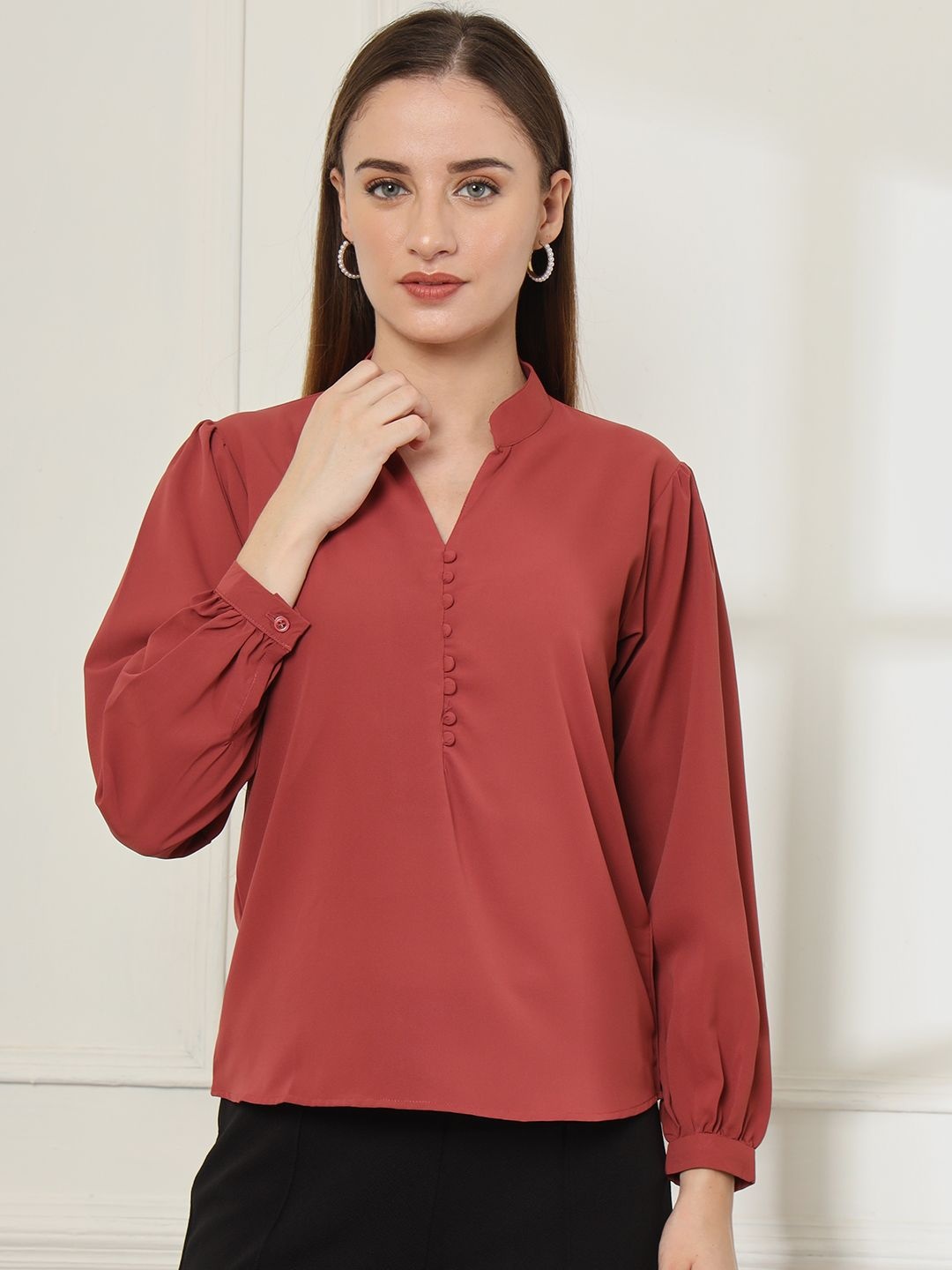 

FITHUB Women Solid Mandarin Collar Polycotton Top, Maroon