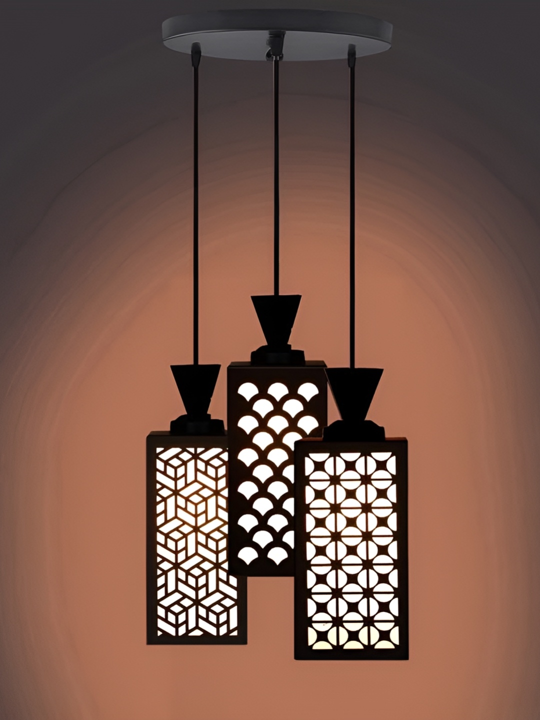 

Afast Black & White Ceiling Lamp