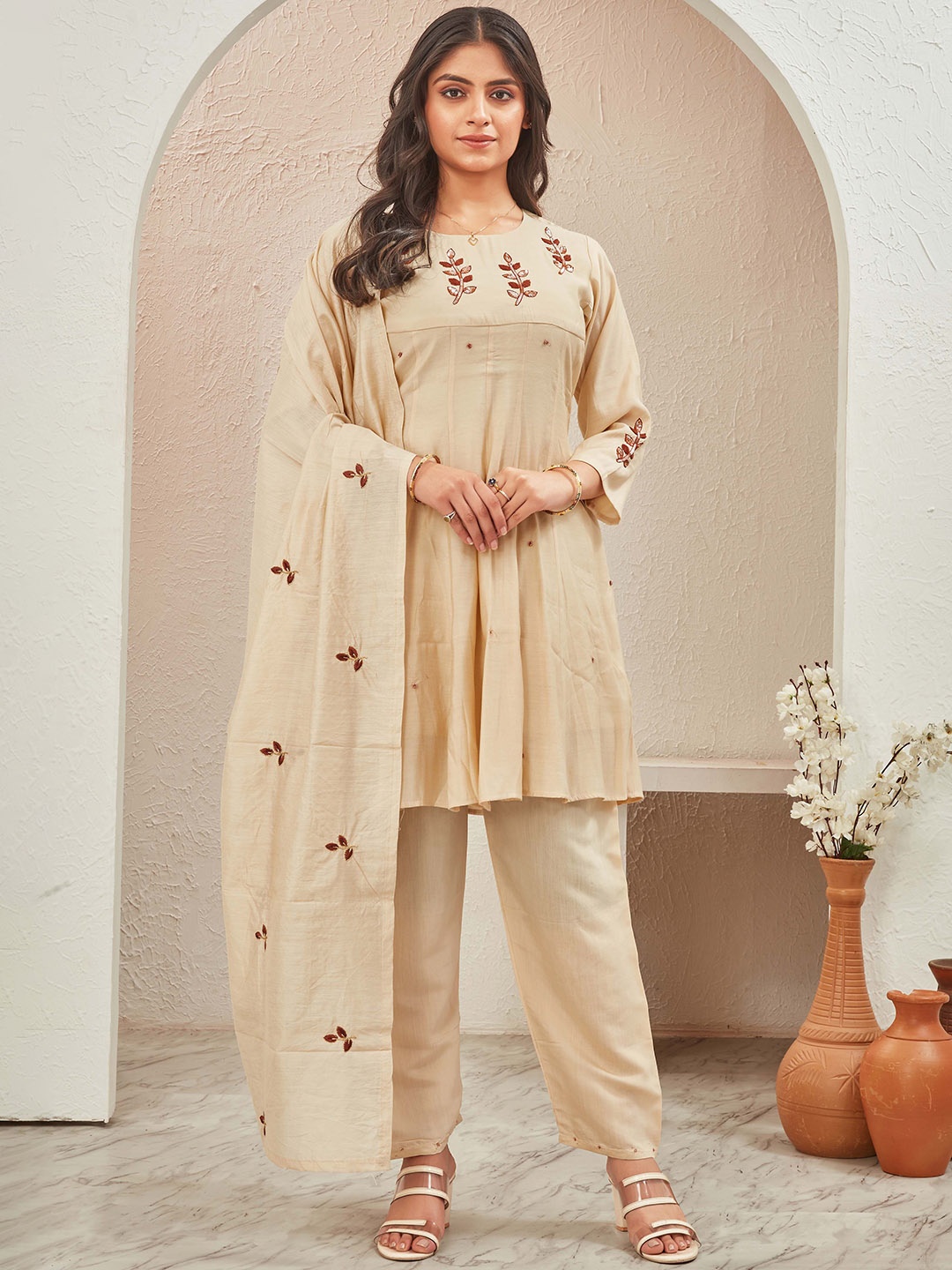 

TWINS LADY Floral Embroidered Chanderi Silk A-Line Kurta with Trousers & With Dupatta, Cream
