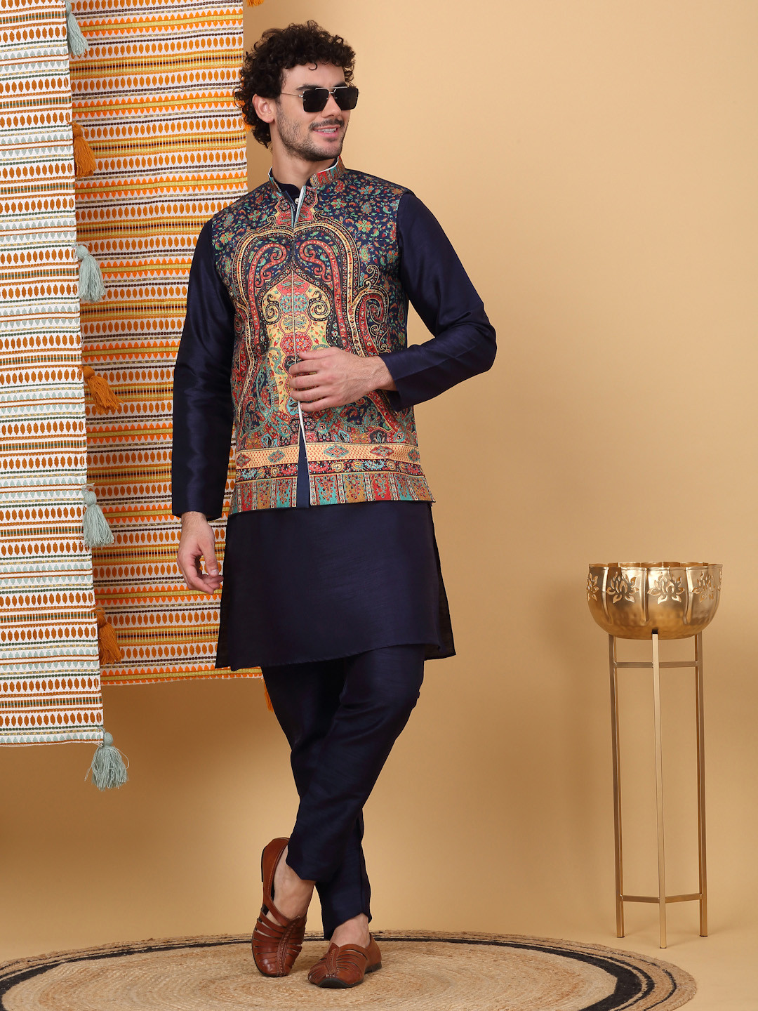 

KRAFT INDIA LUXE Mandarin Collar Straight Kurta with Churidar & Printed Nehru Jacket, Navy blue