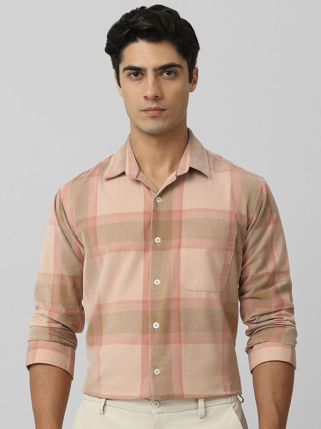 

Mufti Men Spread Collar Checked Cotton Slim Fit Casual Shirt, Peach