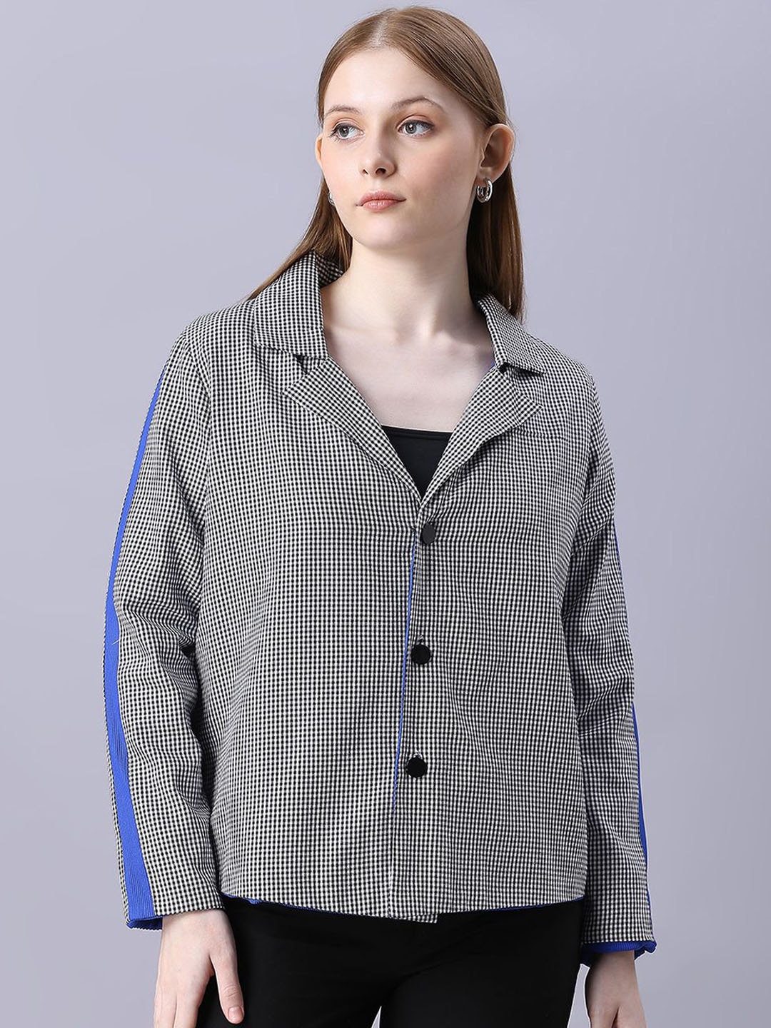 

Autumn Hues Women Checked Outdoor Jacket, Black