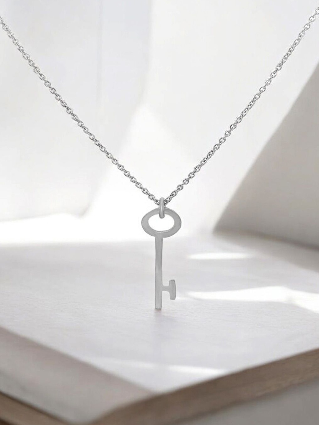 

DressBerry Girls 925 Sterling Silver Love Key Pendant with Chain