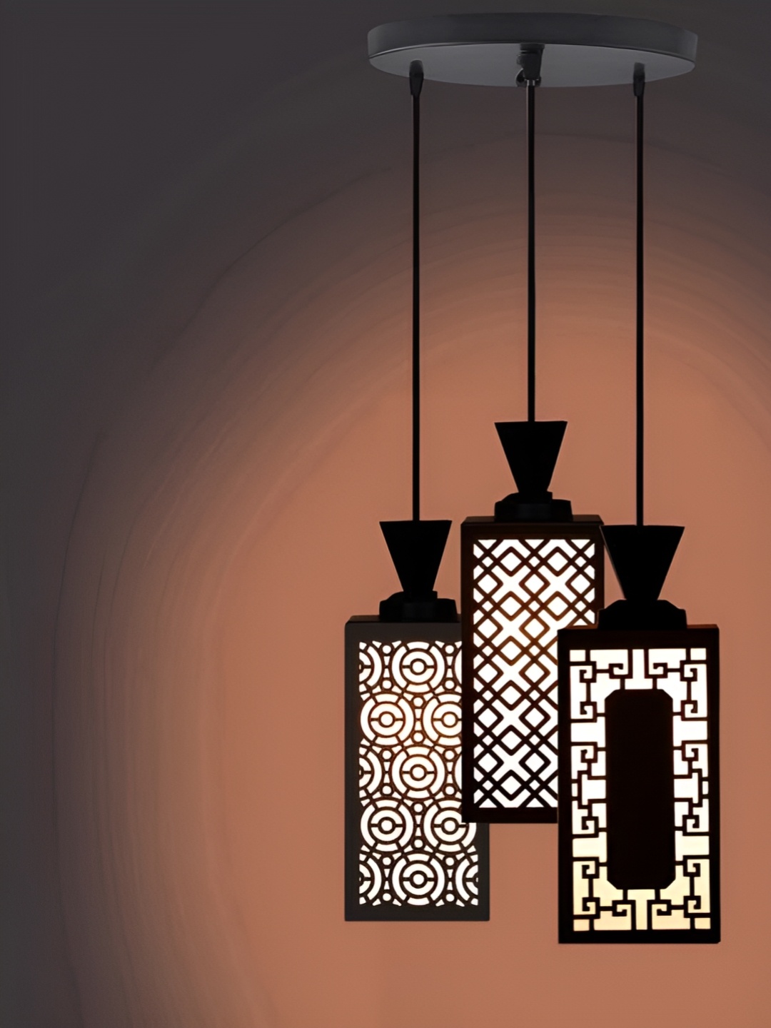 

Afast Black & White Traditional Ceiling Lamp