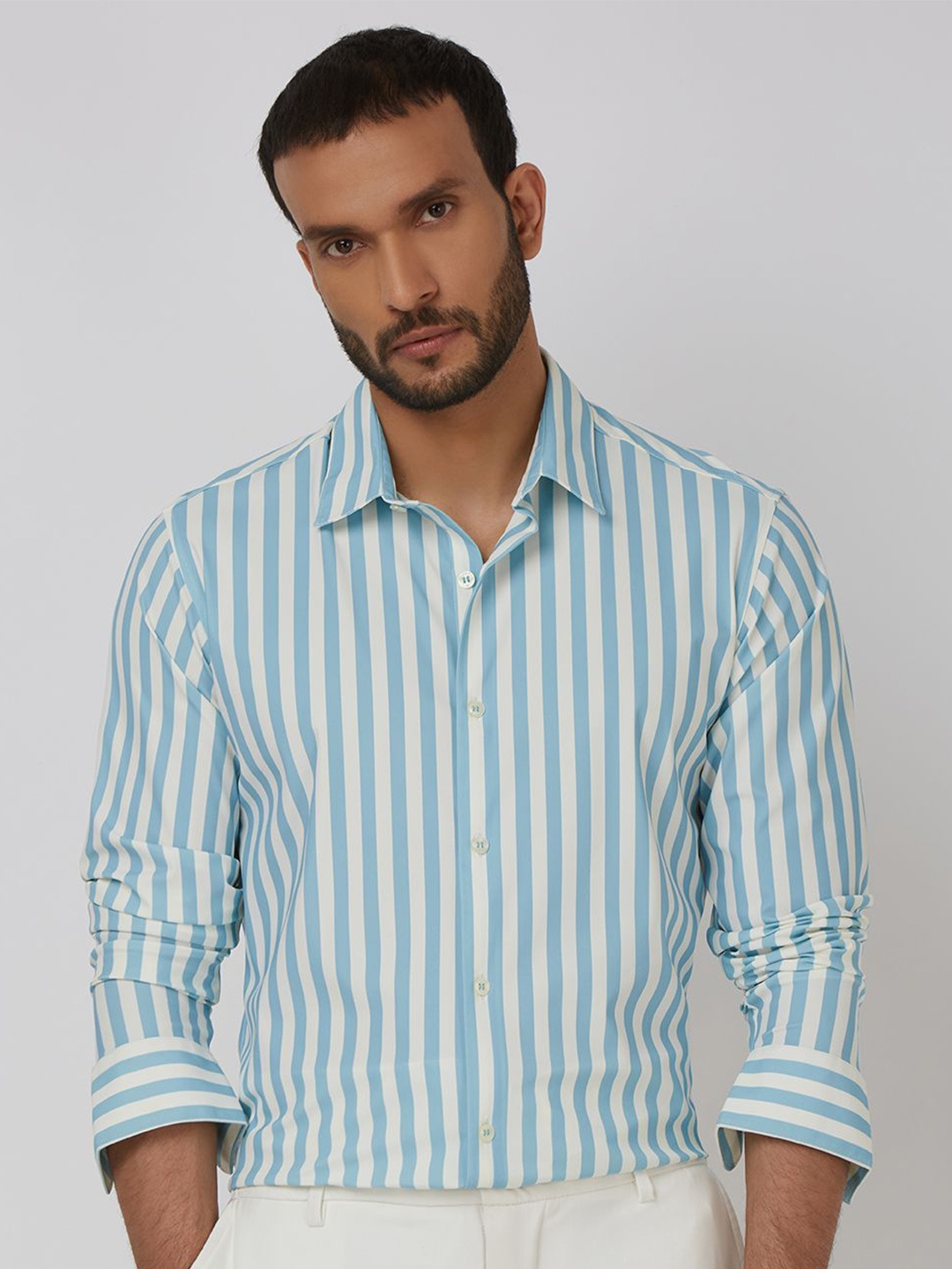 

Mufti Men Spread Collar Vertical Striped Slim Fit Casual Shirt, Turquoise blue