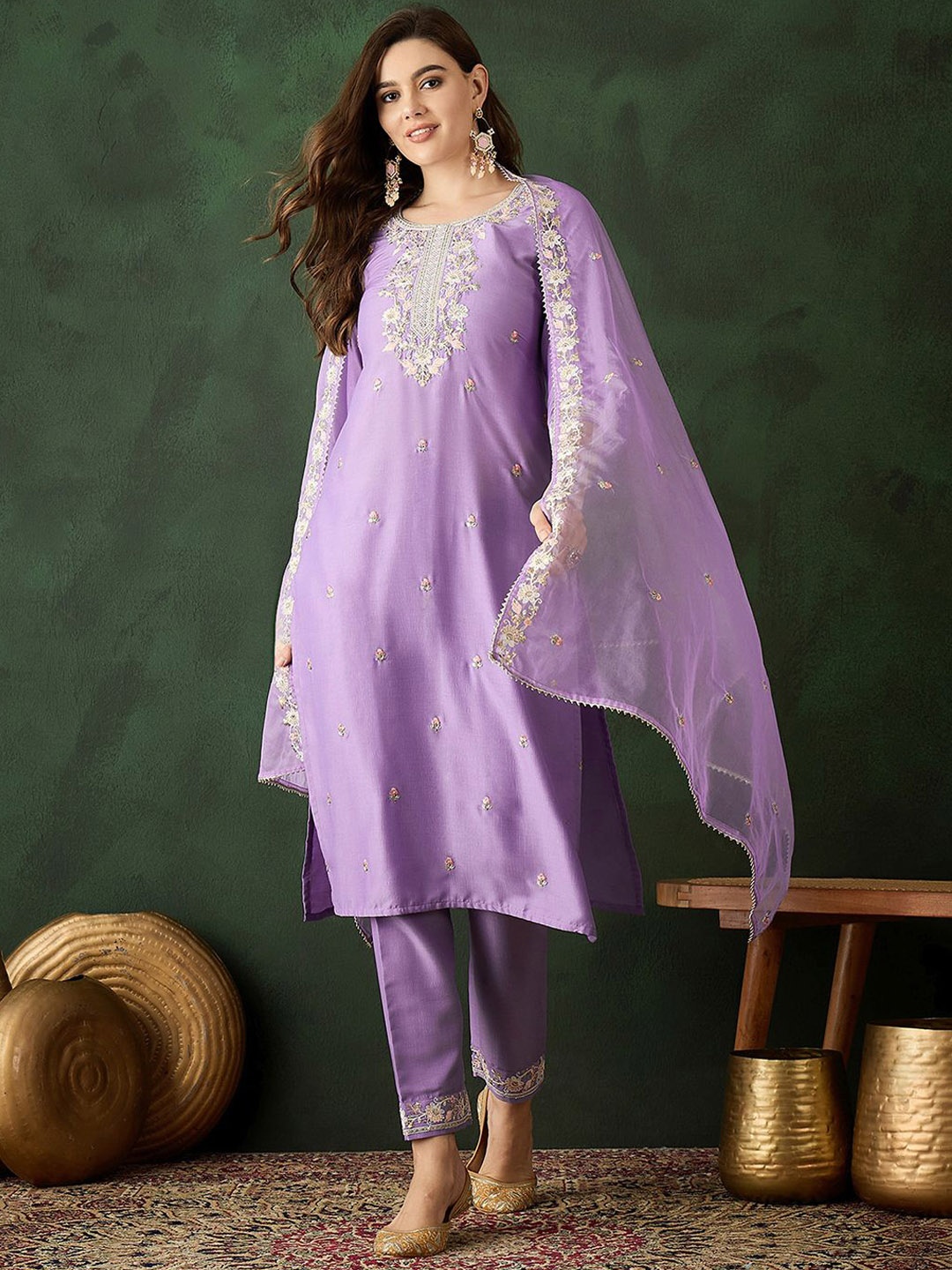 

Sangria Floral Embroidered Sequinned Straight Kurta & Trouser With Dupatta, Lavender