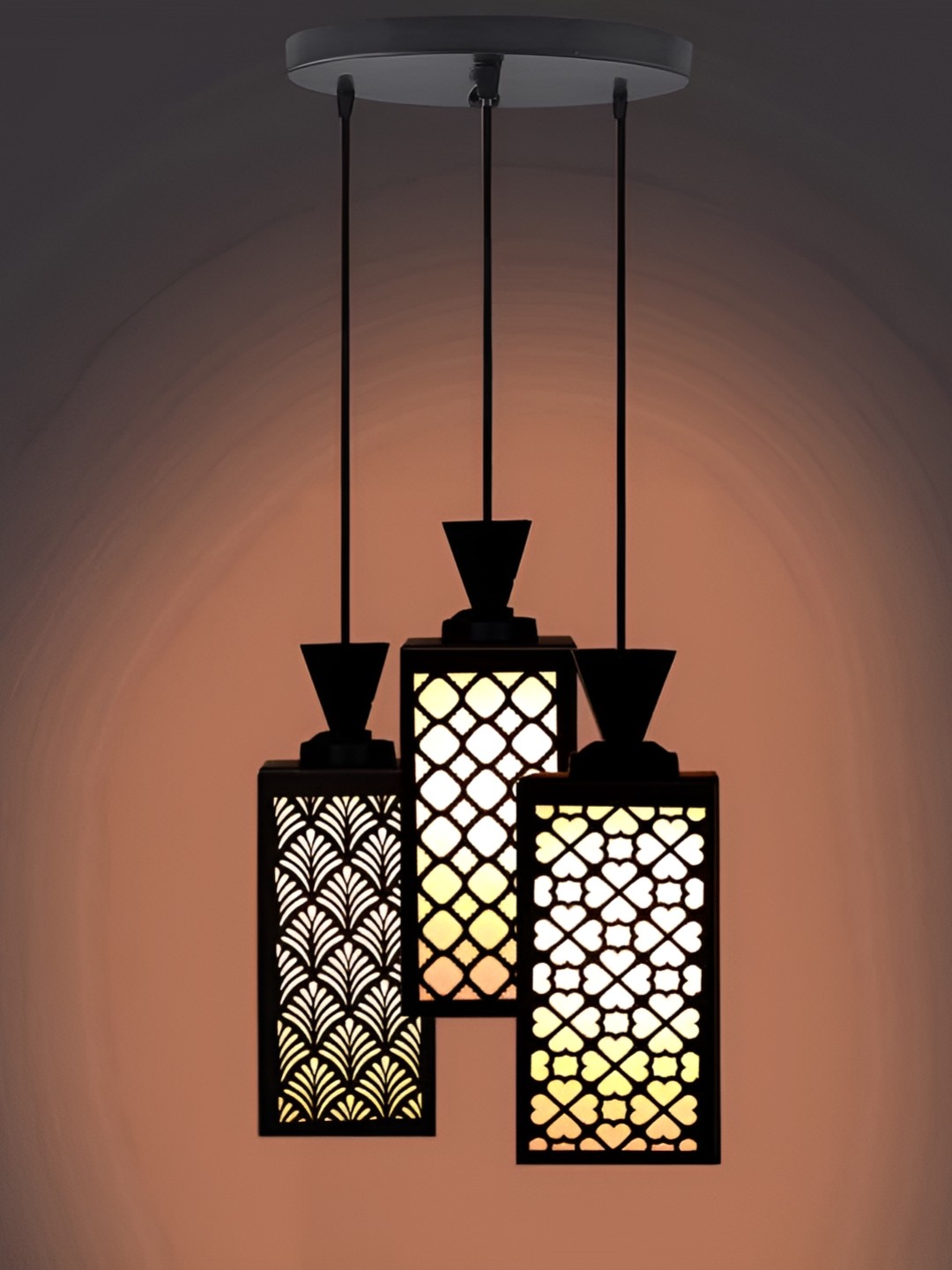 

Afast Black & White Ceiling Lamp