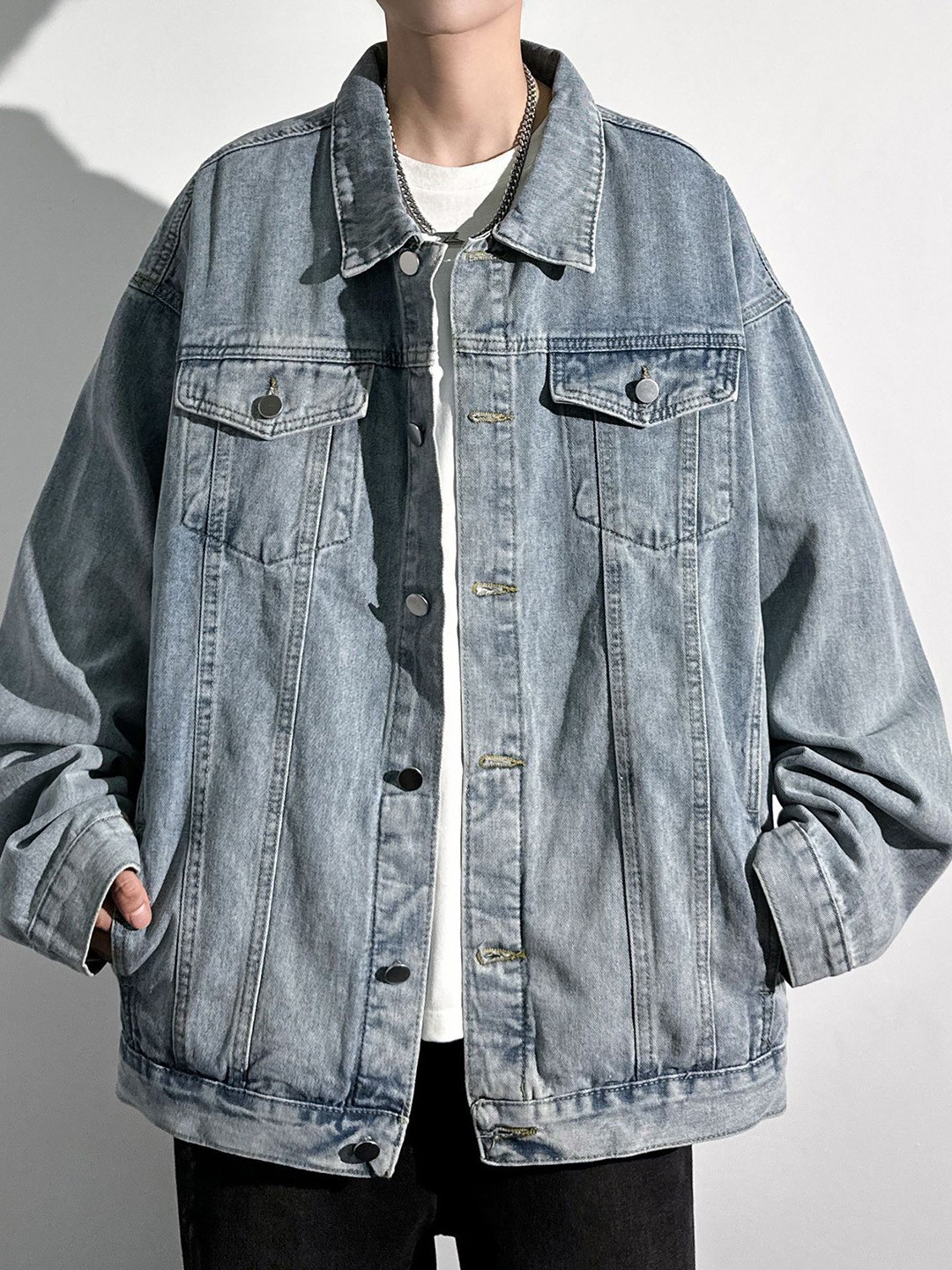 

StyleCast x Revolte Men Outdoor Denim Jacket, Blue