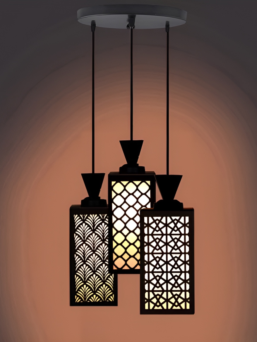 

Afast Black & White Ceiling Lamp