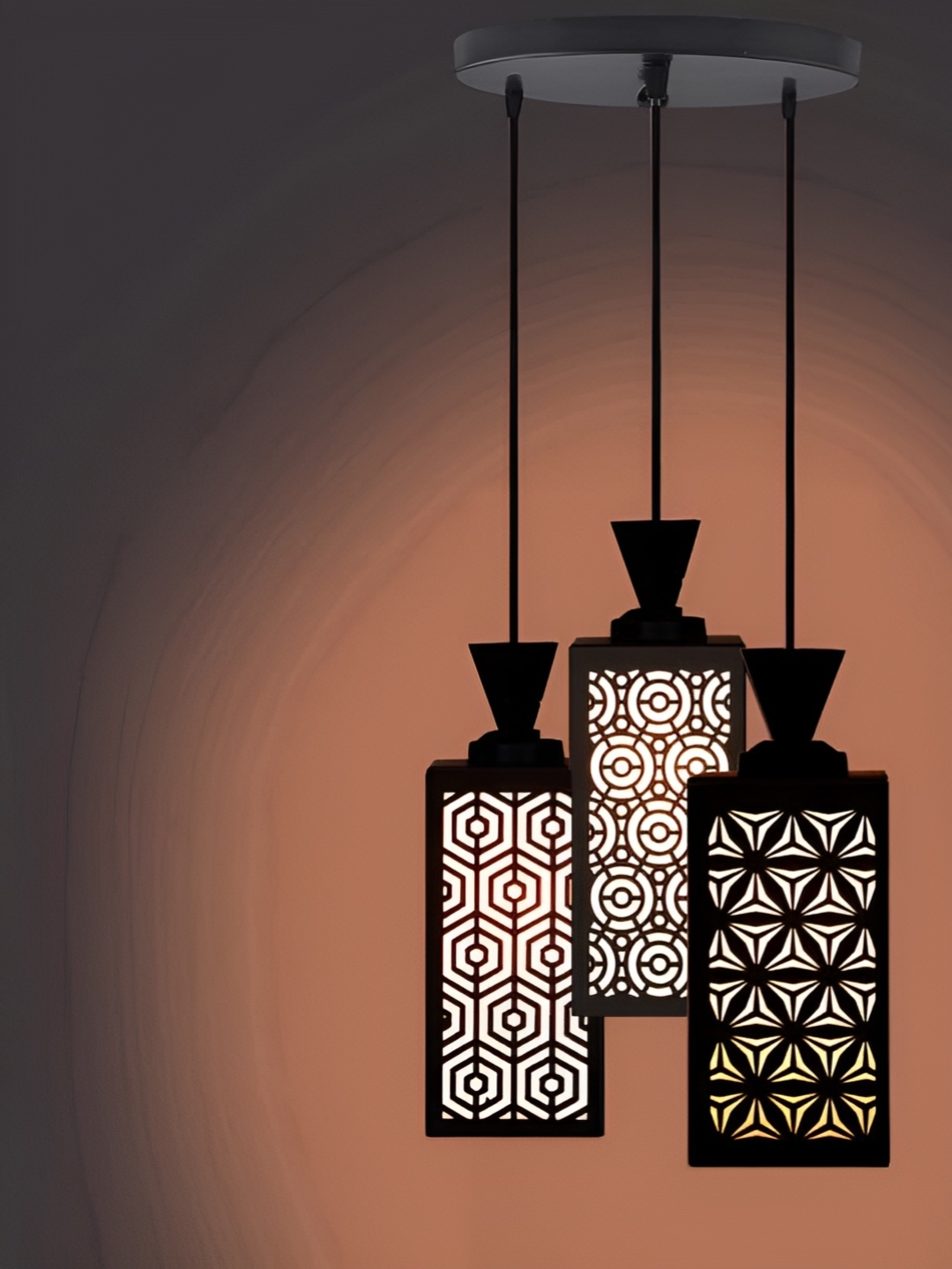 

Afast Black & White Traditional Ceiling Lamp
