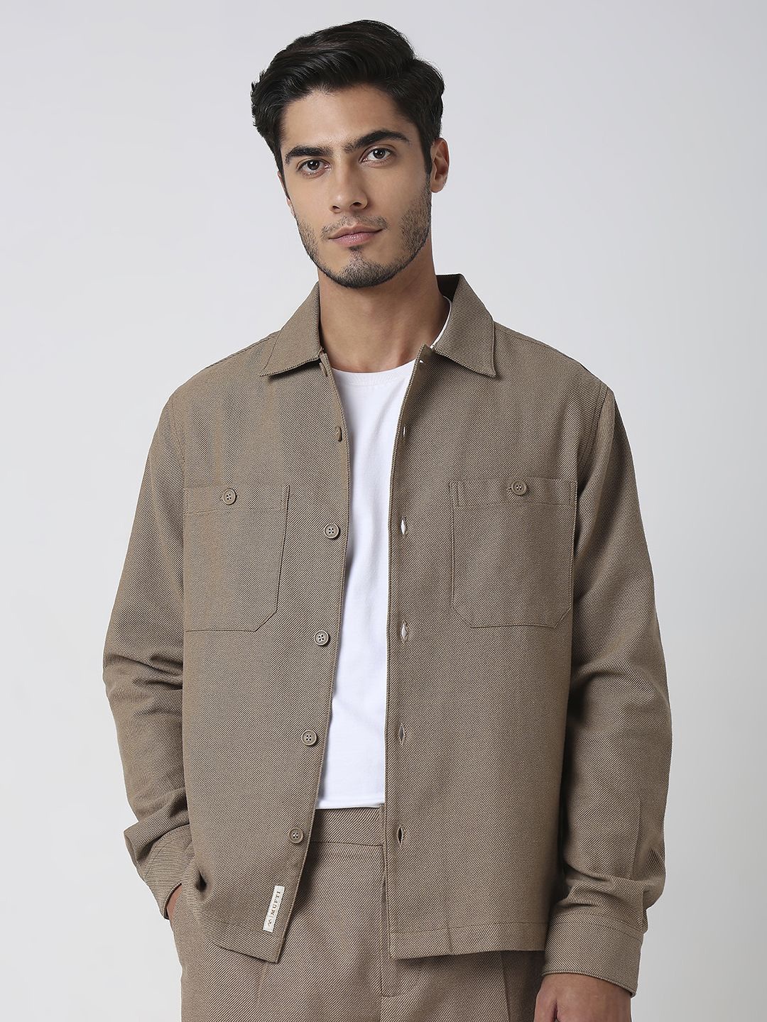 

Mufti Men Cutaway Collar Textured Oversized Casual Shirt, Khaki