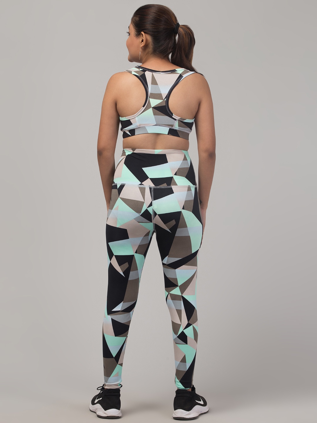 

Apraa & Parma Women High-Rise Printed Antimicrobial Dri-Fit Tights, Black