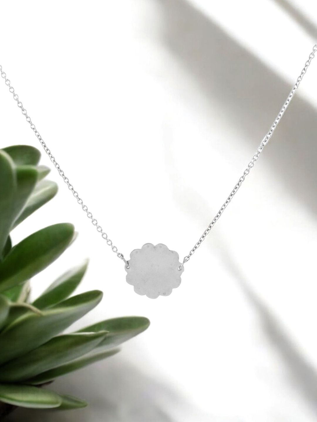 

Goldnera Girls 925 Sterling Silver-Plated Geometric Pendant with Chain