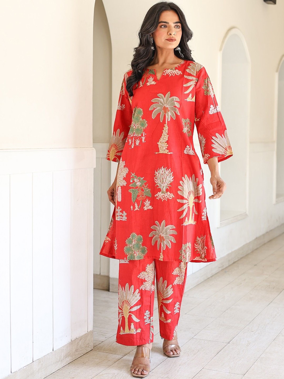 

RIVAAJ CLOTHING Printed Pure Cotton Tunic With Trousers, Red