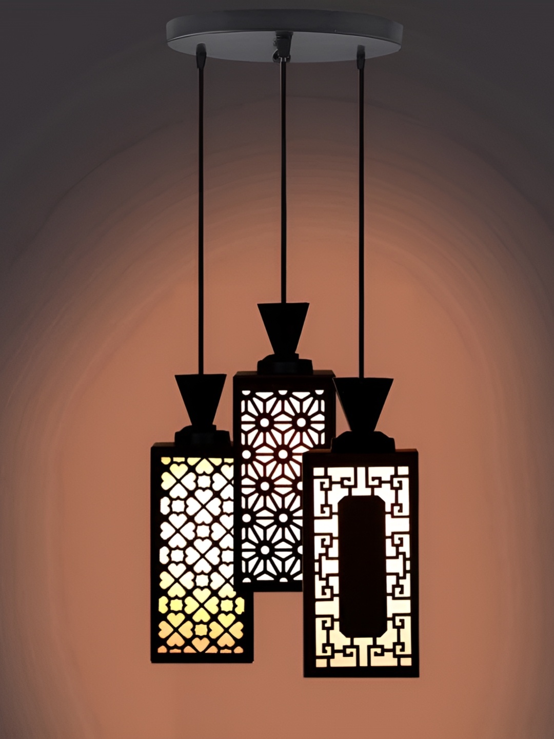 

Afast Black & White Traditional Ceiling Lamp