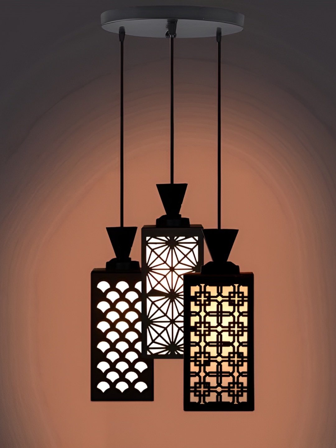 

Afast Black & White Traditional Ceiling Lamp