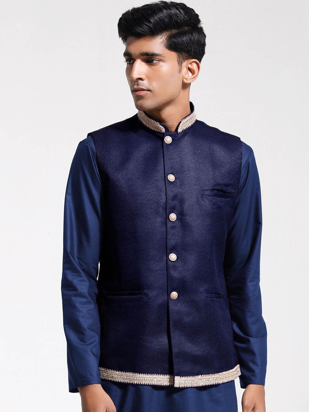 

VASTRAMAY Men Woven Design Nehru Jacket, Navy blue