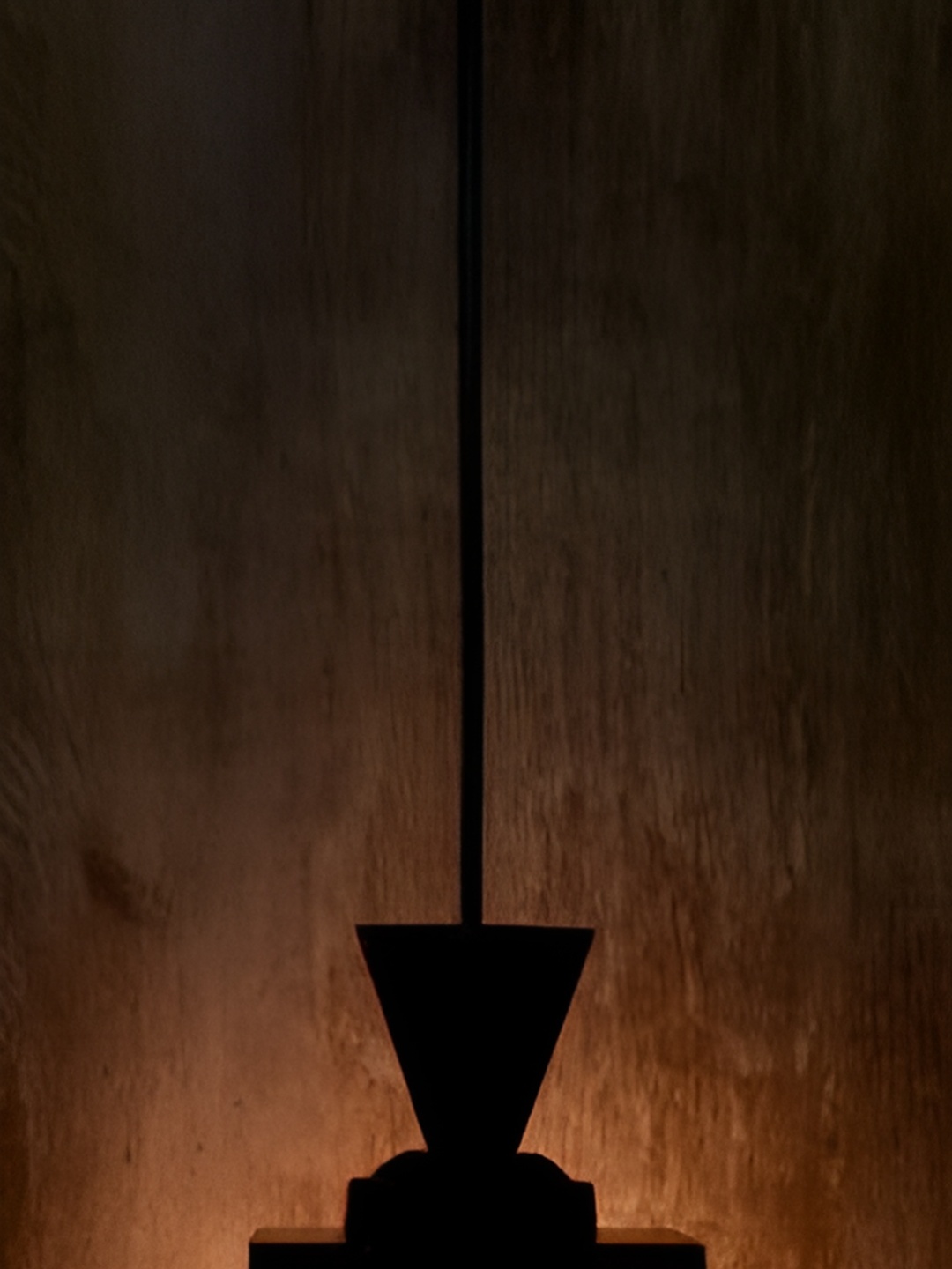 

Afast Black & White Ceiling Lamp