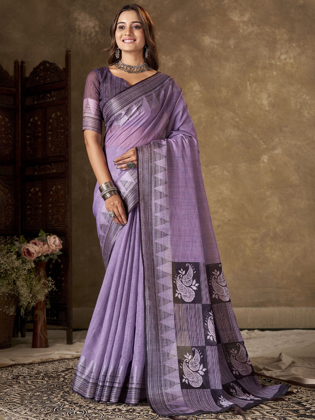 

KAYOMMI Pure Linen Block Print Saree, Purple