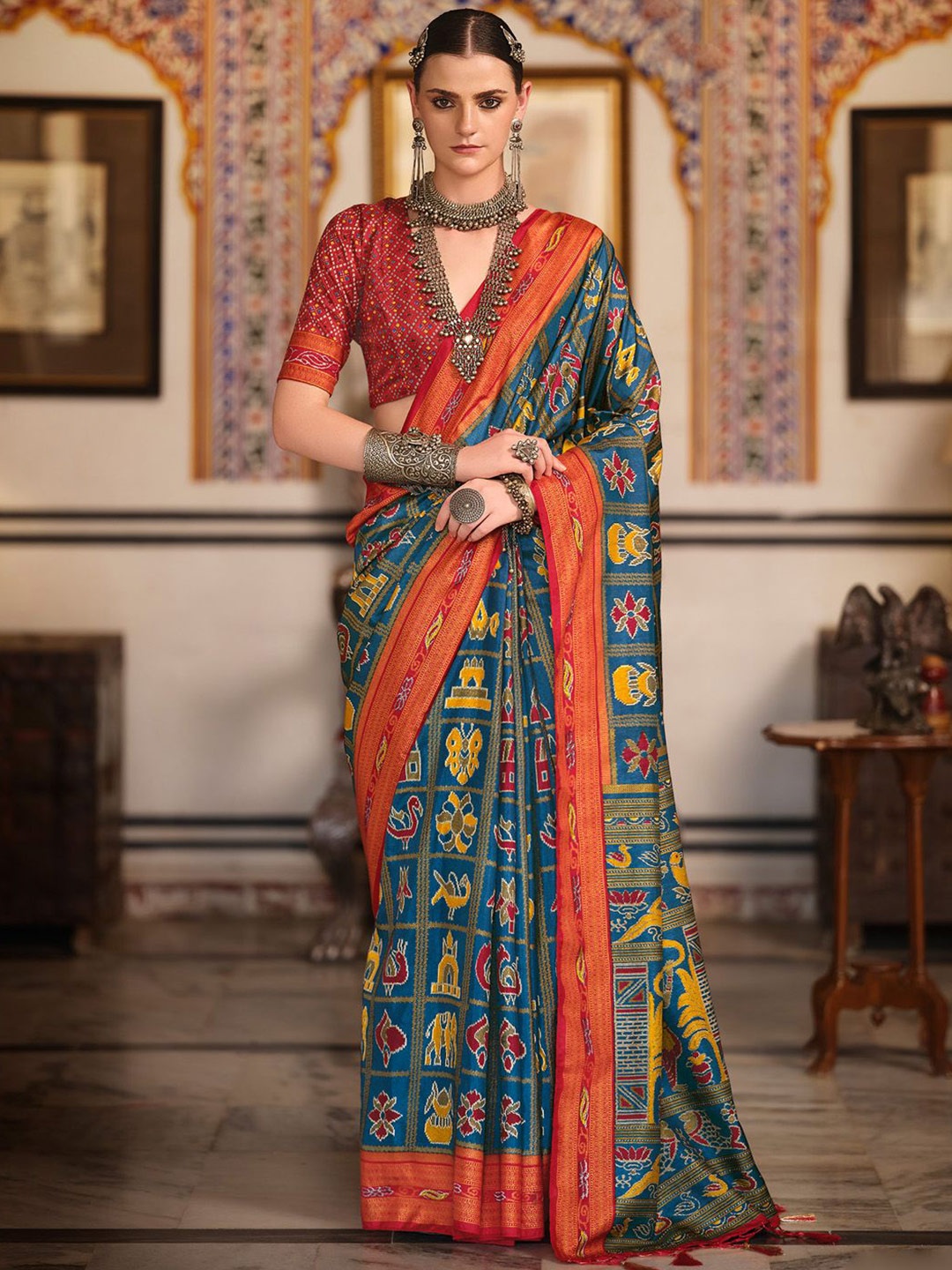 

Anouk Ethnic Motifs Zari Navy Blue Silk Blend Patola Saree