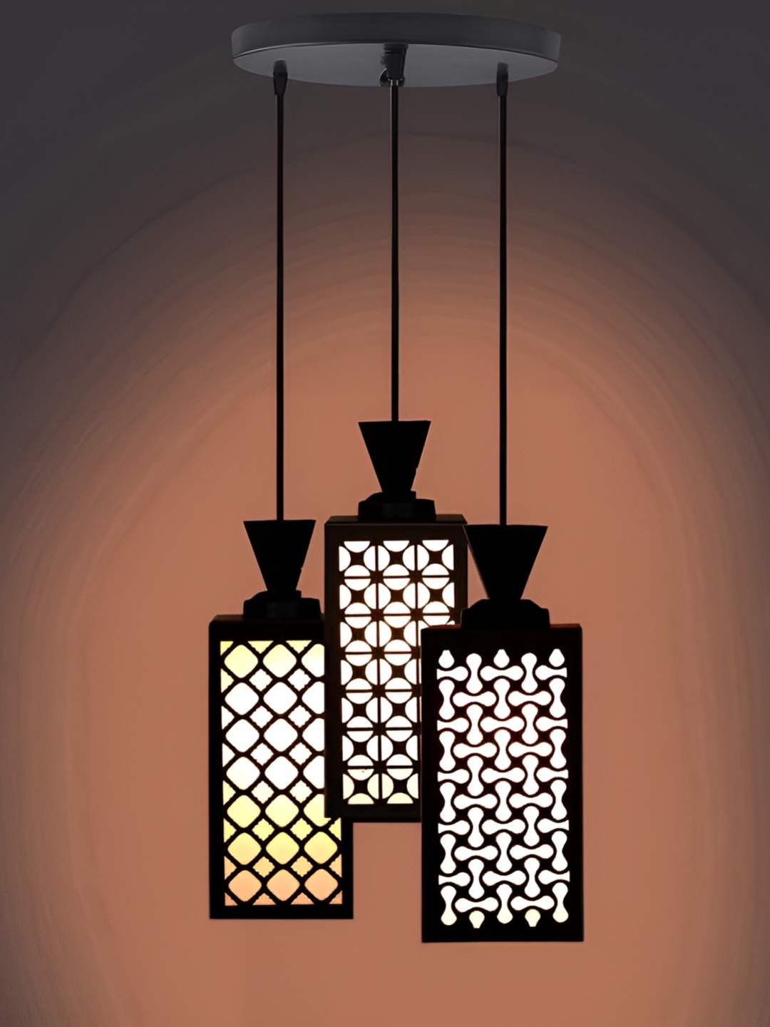 

Afast Black & White Ceiling Lamp