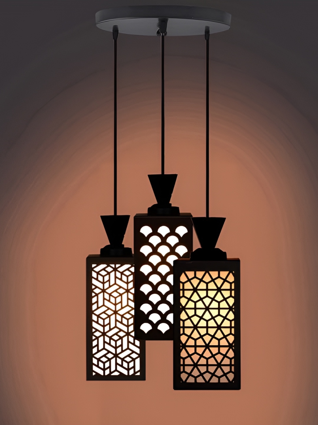 

Afast Black & White Ceiling Lamp